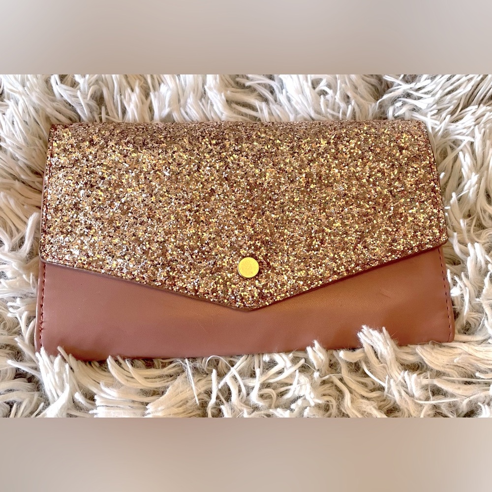 a new day… Women’s Glittery Gold & Dusty Pink Wallet